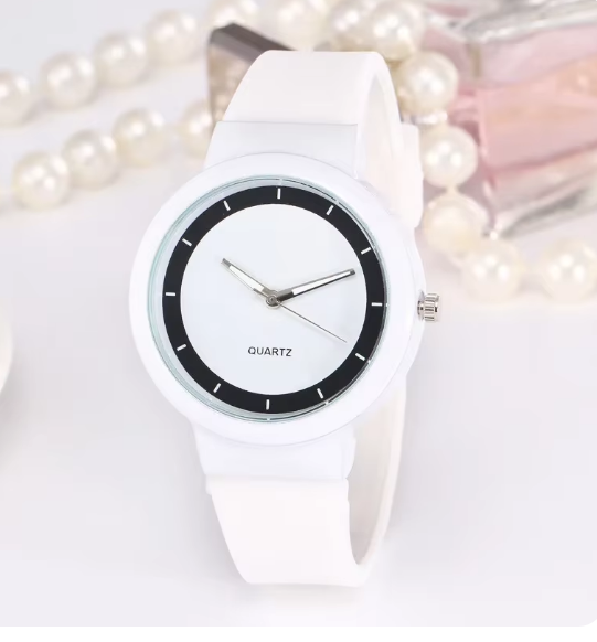 Women's-  fashion casual silicone bracelet